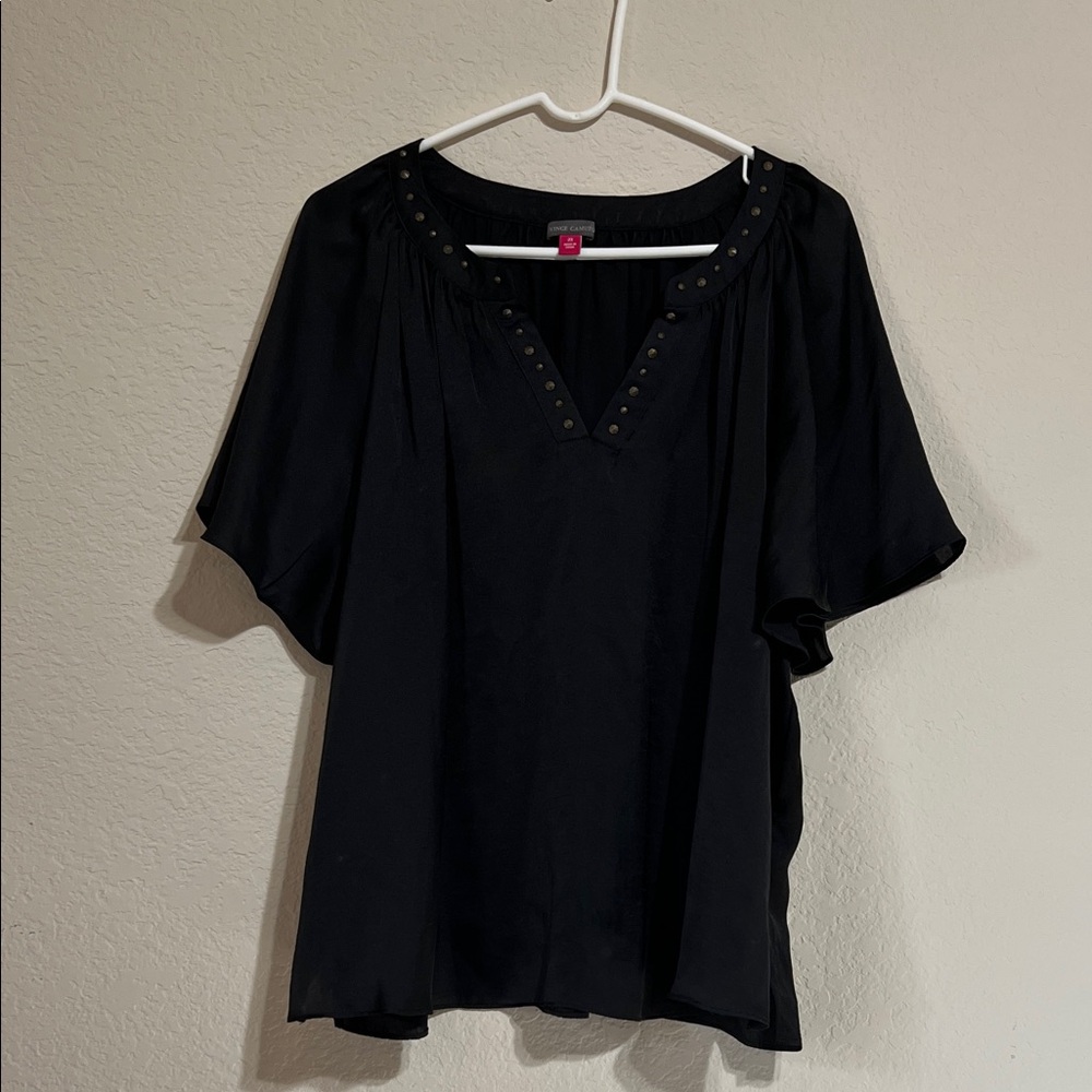 Vince Camuto 2X Black Blouse with Stud Accents